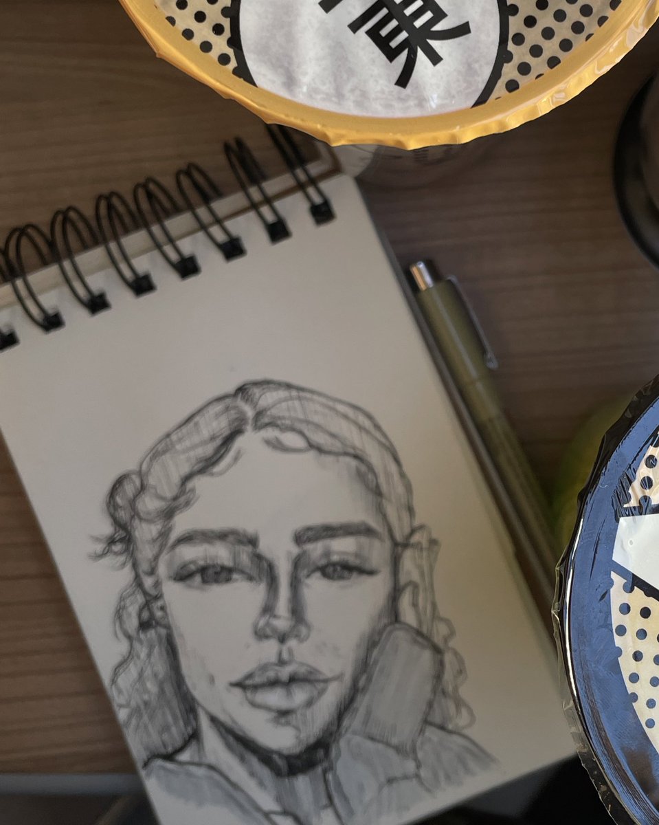 puurrpllee's tweet photo. June sketches 🎨✨ https://t.co/DOgknMfYyi