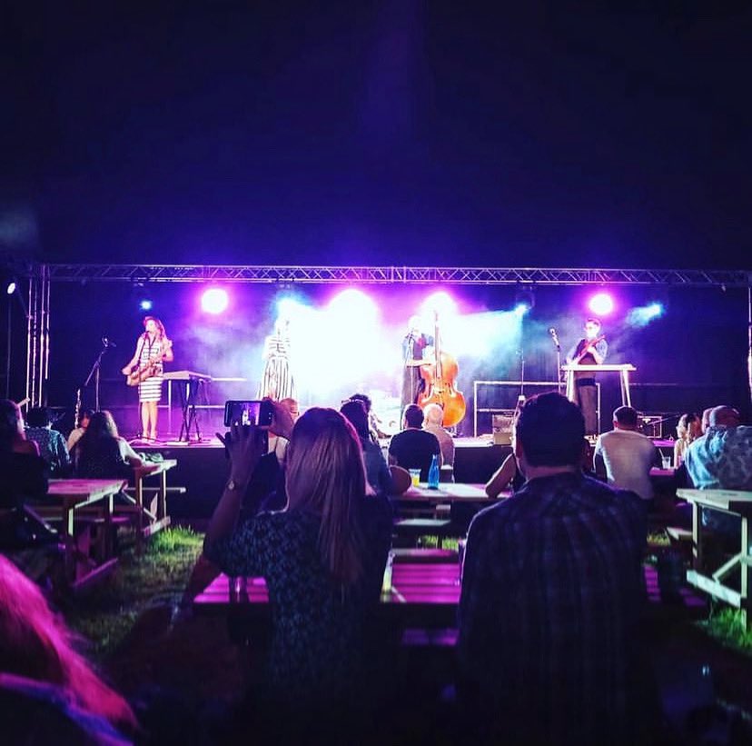 swingcommanders's tweet photo. This time last year we were making our covid come back at HOPEFEST, MANCHESTER! A festival put on by @hopemilltheatre and @mattandphreds 
So much fun!

#swingcommanders #hopefest #summerfestival #mattandphreds #hopemilltheatre #summergigs #popupfestival #manchestergigs https://t.co/DzMGBJ3pKc