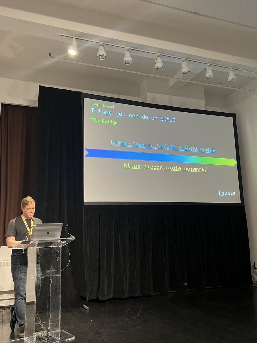 jackoholleran's tweet photo. Chadwick demoing SKALE’s BLS random number generator. This is a major asset for games and web3 apps that need provable cryptographically secure random numbers. 

@ChadwickStrange 

#SKALE $SKL https://t.co/Xh2nCND9qh