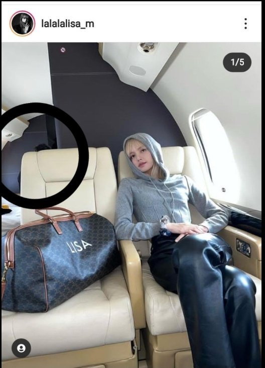 MinMilaPam's tweet photo. Yo creo q si viajaron juntos, la responsabilidad de el piloto de transportar a tremendos artistas.
I need photo a together!
WELCOME TO PARIS LISA
#TaehyungInParis 
CELINE https://t.co/p3rPOSEYK6