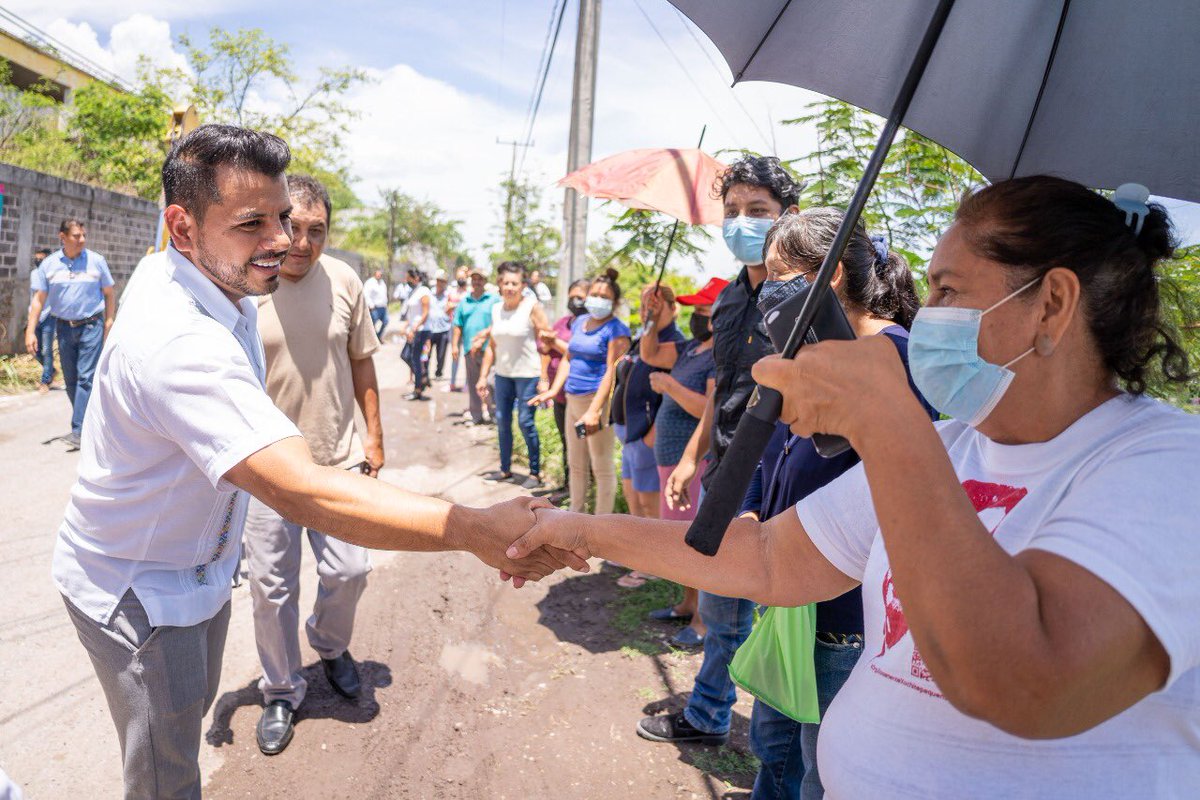 Chalo Flores tweet media