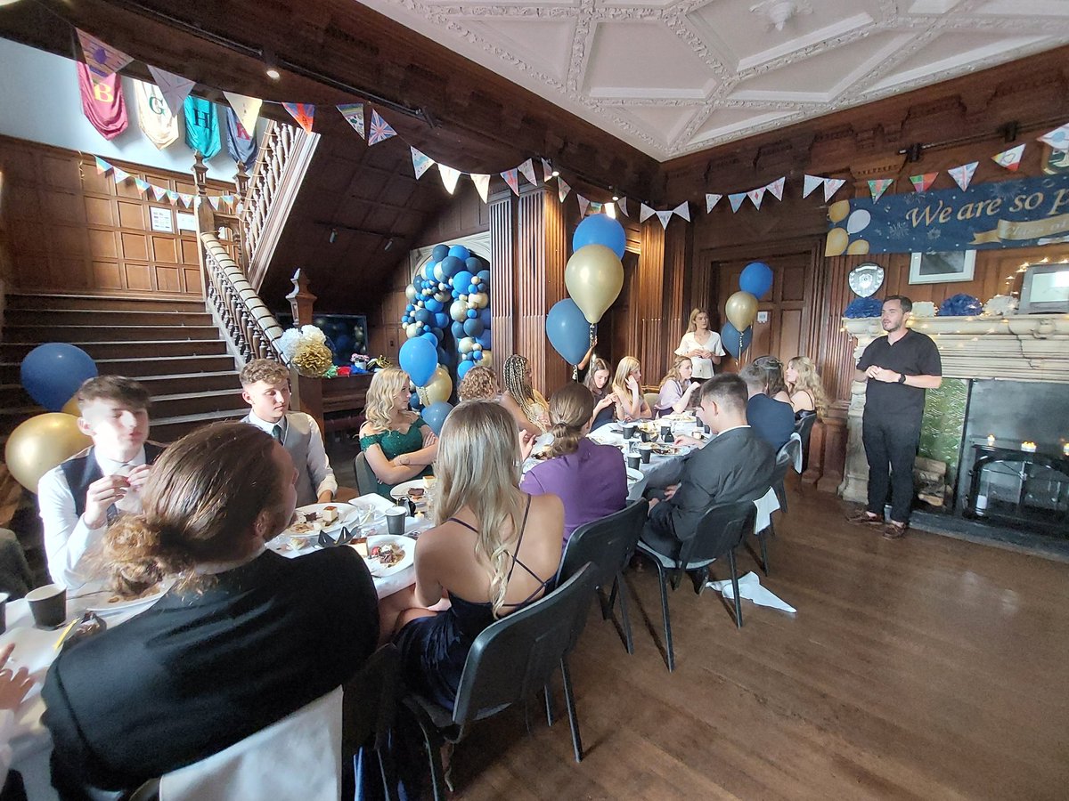 MoonHallReigate's tweet image. We are super proud of our Year 11 leavers. What a journey they have been on. They are the most wonderful Ambassadors for our younger pupils @isaschools @ISC_schools #journey #pupildevelopment #proud #goodluck