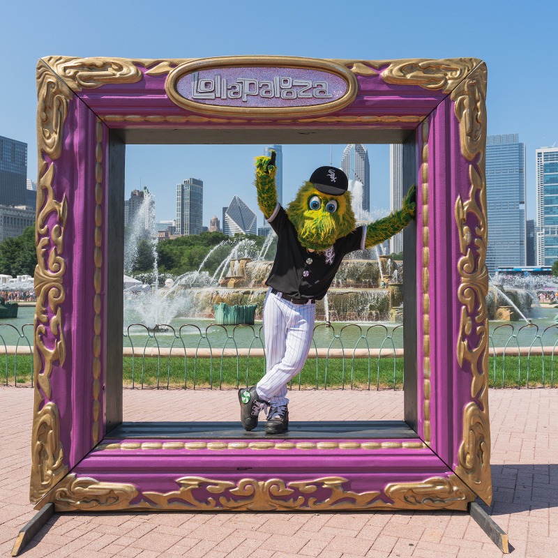whitesox's tweet photo. RETWEET for a chance to win two Thursday General Admission passes to Lollapalooza!

No purch. nec. Enter by 11:59 p.m. CT on 6/27/22.