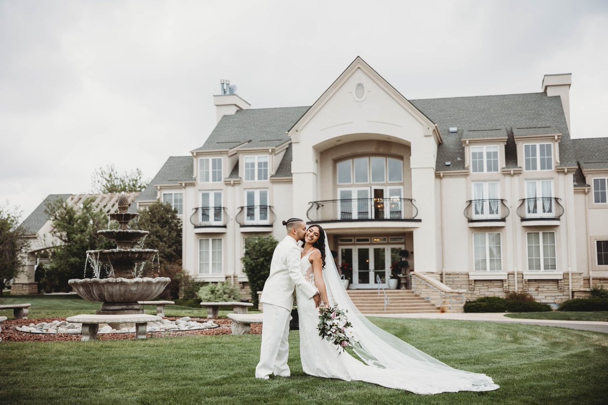 tanabby_'s tweet photo. A month of marriage and I still love you more everyday🤍 https://t.co/BmDUdeFt7g