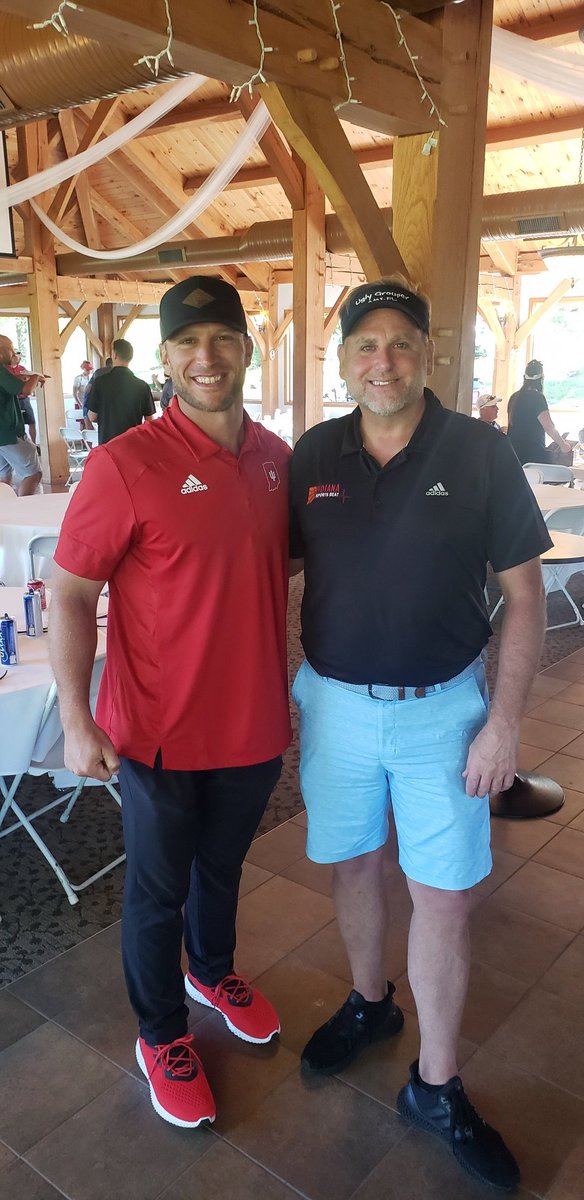 jimcoyleISB's tweet photo. More fun from yesterday's @neverlosehoop golf outing. Coach @JordanHulls1 meet coach @JeffMercer54. Huge thanks to #iubase coach Jeff Mercer as well as Bloomington native and #iubb guard @anthonyl3al for coming out. Matt Roth (not pictured) &amp; Tyler Harris from @Hoosiers4Good too! https://t.co/2a9kWB7wmU