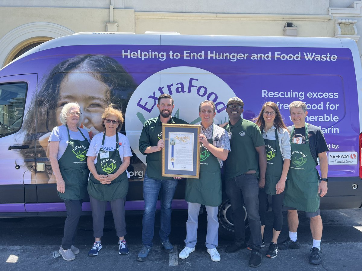 AsmMarcLevine's tweet photo. I am proud to recognize @ExtraFoodDotOrg as the North Bay's Nonprofit of the Year. They are an exceptional model for how we address hunger, reduce food waste, fight climate change all at the same time. I’m grateful for their important work in our community. #CalNOTY2022 #caleg https://t.co/PWDMmWLrPP