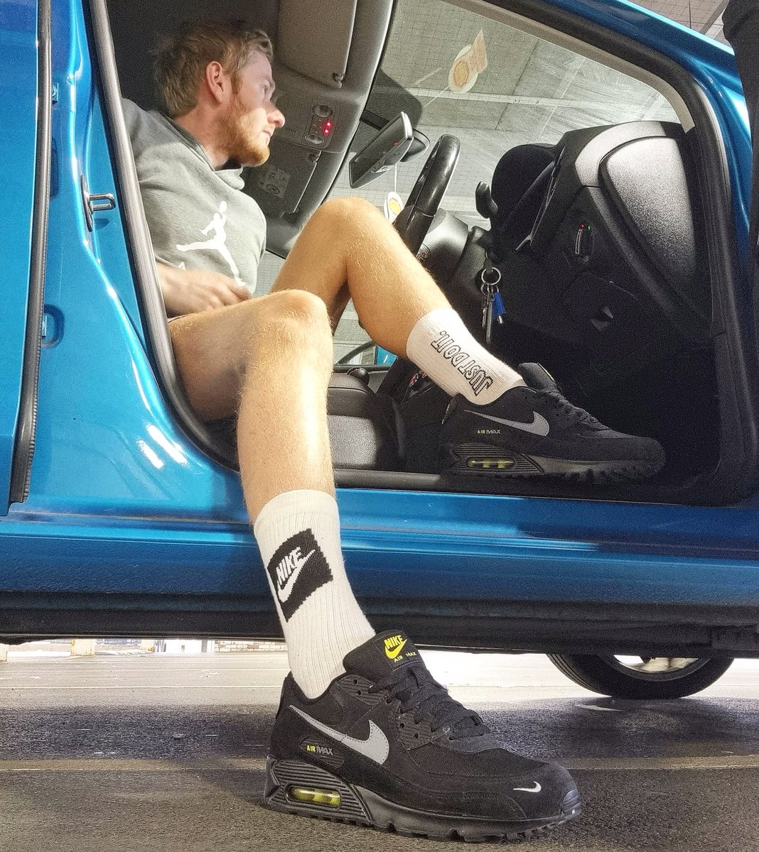 MasterJay90's tweet photo. Sub purchased AM90s. Which beta bitch is buying the next pair? 

#CashappFriday #CashMaster #cashmasteruk #findom #findomuk #slave #master #findomdrain #cashdrain #ukmaster #ukcashmaster https://t.co/DOSOJEYUpR