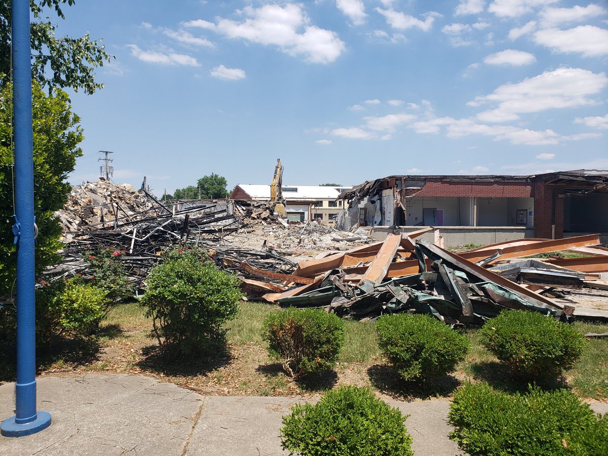 The old Wilkerson Elementary building is coming down! @WilkersonTElem <a href="/JCPSKY/">JCPS</a>