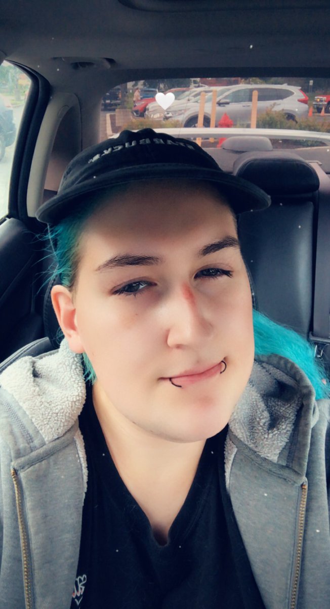 tittysmolbean0's tweet photo. Feeling 1999 Blink 182 right now, work sucks I know
#onlyfans #model #gothgirl #trans #transgirl #pierced #snakebitepiercing #transonlyfans #fansonly #accountant #spicy #spicyaccountant #transporn #onlyfansmodel #spicyworker #lewd https://t.co/Jm2F9B4ce8