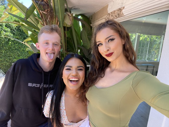 Two cuties are about to use my ass @bellarollandx @Jimmymichaelsx https://t.co/s884frveP1<a class="tags" target="_blank" title="On Twitter" href="/?out=eyJ0eXAiOiJKV1QiLCJhbGciOiJIUzUxMiJ9.eyJpYXQiOjE3MjI1MTM2ODUsImlzcyI6InR3cG9ybnN0YXJzLmNvbSIsIm5iZiI6MTcyMjUxMzY4NSwiZXhwIjoxNzU0MDQ5Njg1LCJyZWRpcmVjdF91cmwiOiJodHRwczovL3R3aXR0ZXIuY29tL2JlbGxhcm9sbGFuZHgifQ.KV0omNeYHKkW4NHjWeIzH2Pk4Q_RPBY93jexJZo_YcAC4Tnpg7U8_-fiNv5euCnJBt4OQGD9lLh0TDpbq4KdEQ">@bellarollandx</a><a href="/tag/mvsales"class="tags"><span>#mvsales</span></a>