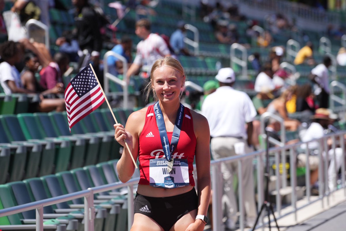usatf's tweet photo. Big smiles when Winn wins!😄

That USATF U20 Heptathlon was 🔥!

🥇 Blakelee Winn - 5473
🥈 JaiCieonna Gero-Holt - 5401
🥉 Bryanna Craig - 5388

#JourneyToGold #USATFU20 https://t.co/c2UYTN83X9
