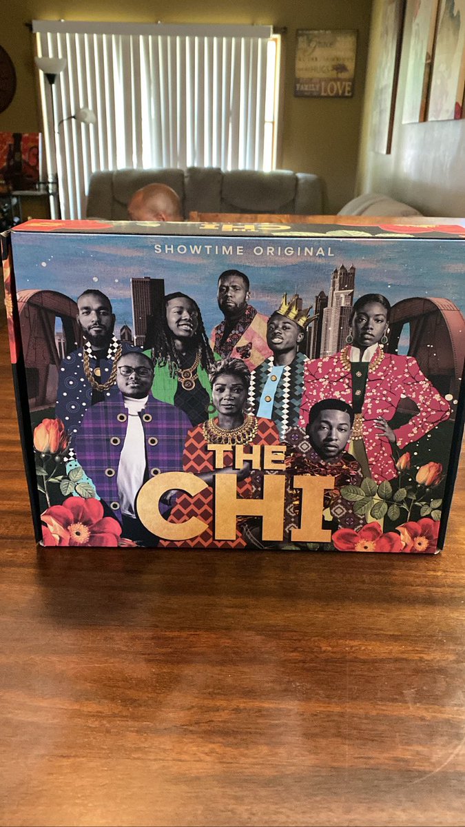 BridgetVirtue3's tweet photo. Thank you @SHOTheChi for this super cool press kit to celebrate #Season5 of #TheChi — let’s go!!! Premieres today - new #ChiDays - Fridays are now for the culture!! https://t.co/b0h7pMkMKZ