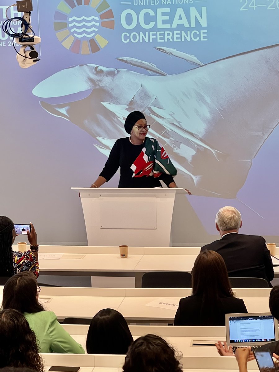globalcompact's tweet photo. A productive first day at the @UN Ocean Conference Youth &amp; Innovation Forum in Cascais, Portugal 🇵🇹, with 100+ sustainability champions from around the globe 🌍. Today was dedicated to getting to know one another &amp; brainstorming innovative ideas to #SaveOurOcean 🌊. @SOAlliance https://t.co/LFPqXJ1VOD