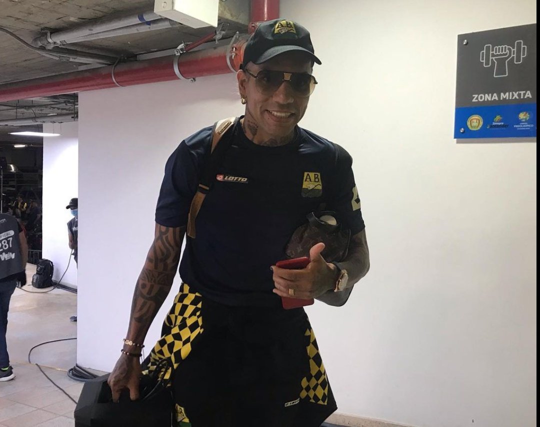 🚨 Buscamos jugadores activos que quieran hacer parte del club