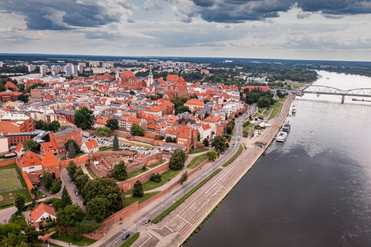 SpodKopca's tweet photo. Zobaczcie, co nabywcy mieszkań na rynku pierwotnym mogą otrzymać i w jakich cenach, które, trzeba przyznać, nie należą do najniższych.

https://t.co/oKwHhAqssV https://t.co/jD0KpwlPCV