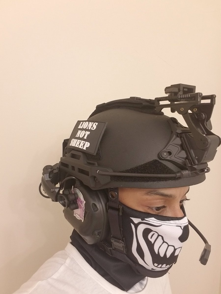 WesleyConnor6's tweet photo. My helmet is still a work in progress but for some reason my hearing is feeling a bit f**ked up. I look like a total dork too tbh 🤣🤣🤣

#hardheadveterans #opsman #earmor #opscore #axladvanced #lionsnotsheep #ashleynicholsart #wftc141  #whiskeyfoxtrottangocharlie141 #werewolf https://t.co/ZA3rWoJNZb