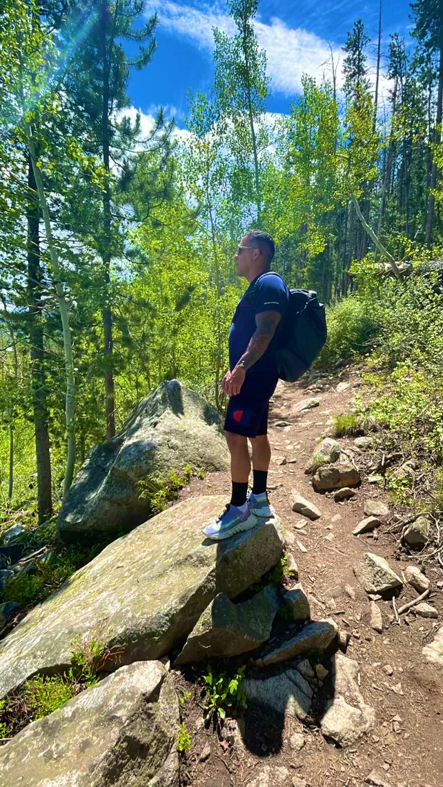 BoostizLife's tweet image. Colorado vacation will go down as one of the best and most beautiful places I’ve been to. Got a chance to UNDS some pairs too. #YourSneakersAreDope