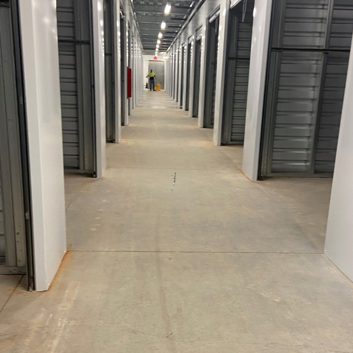 acsazinc's tweet photo. Another day of scrubbing &amp; sealing floors at one of the storage facility projects we're working at #acsazinc #acs #clean #cleaning #cleaner #construction #contractor #subcontractor #build #arizona #scrubbing #scrub #concrete #sealer #concretesealer #shine #floors #detail #work https://t.co/X0YeBl1Hf4
