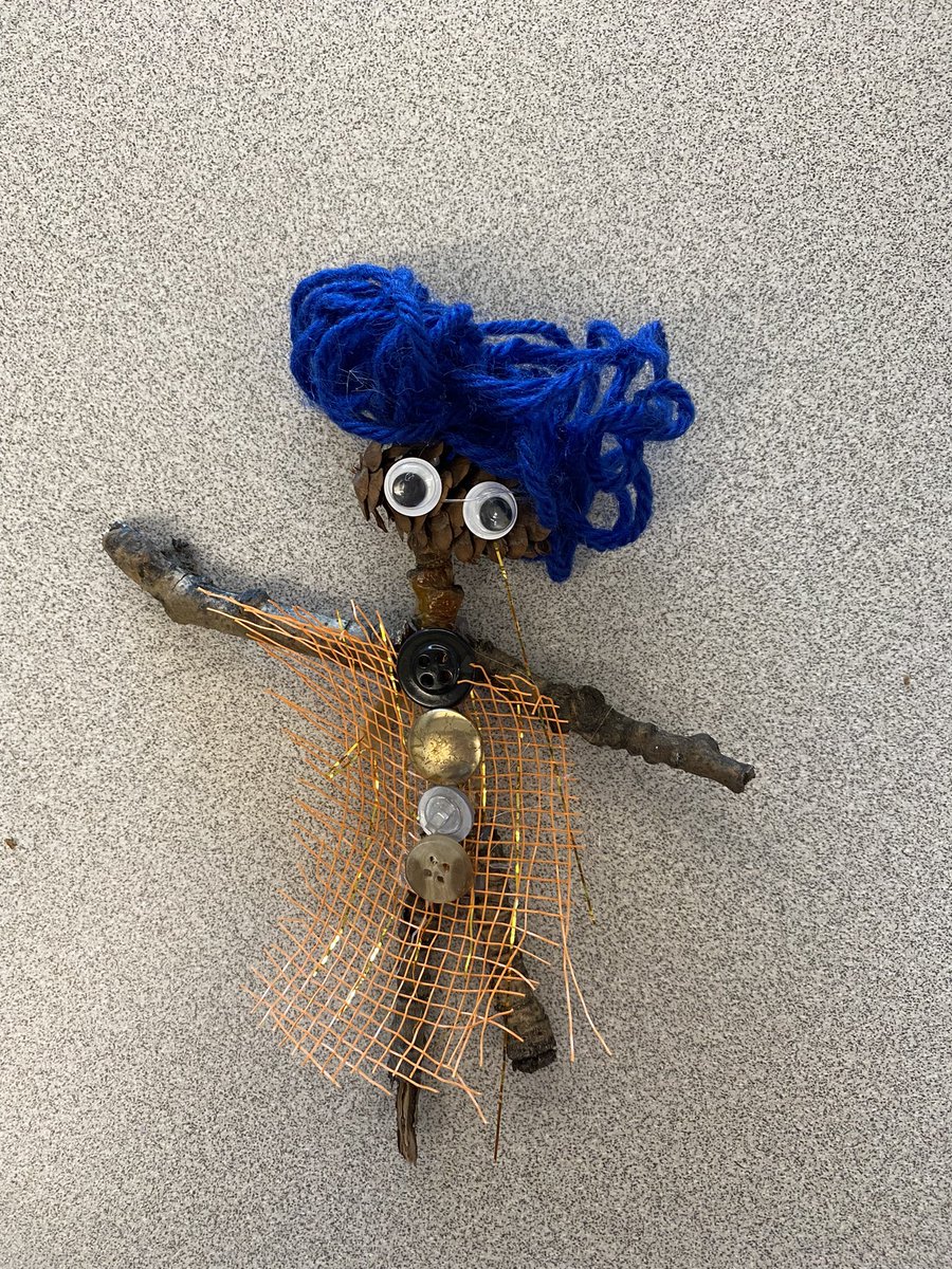 claregooutside's tweet photo. Walnut Park Kindies went on a hike to Riverside Park yesterday. We discovered Foxy in his den, checked out the Grade 6 &amp; 7 shelters, and collected sticks. Today we read “Not a Stick” and then made stick creatures. @sd54BV @takemeoutside @HCTF_Education @NatureKidsBC @LyndaHenney https://t.co/lCDrqD6jLE
