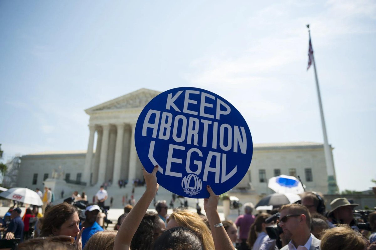 VoteBrancoHI's tweet photo. The Supreme Court rolled back decades of progress our country has made on gender and reproductive equity. Abortion is a right. It's time to eliminate the filibuster and codify Roe. I want to emphasize that abortion rights are still protected in Hawaiʻi, and codified in state law. https://t.co/rpLZ2MbAx8