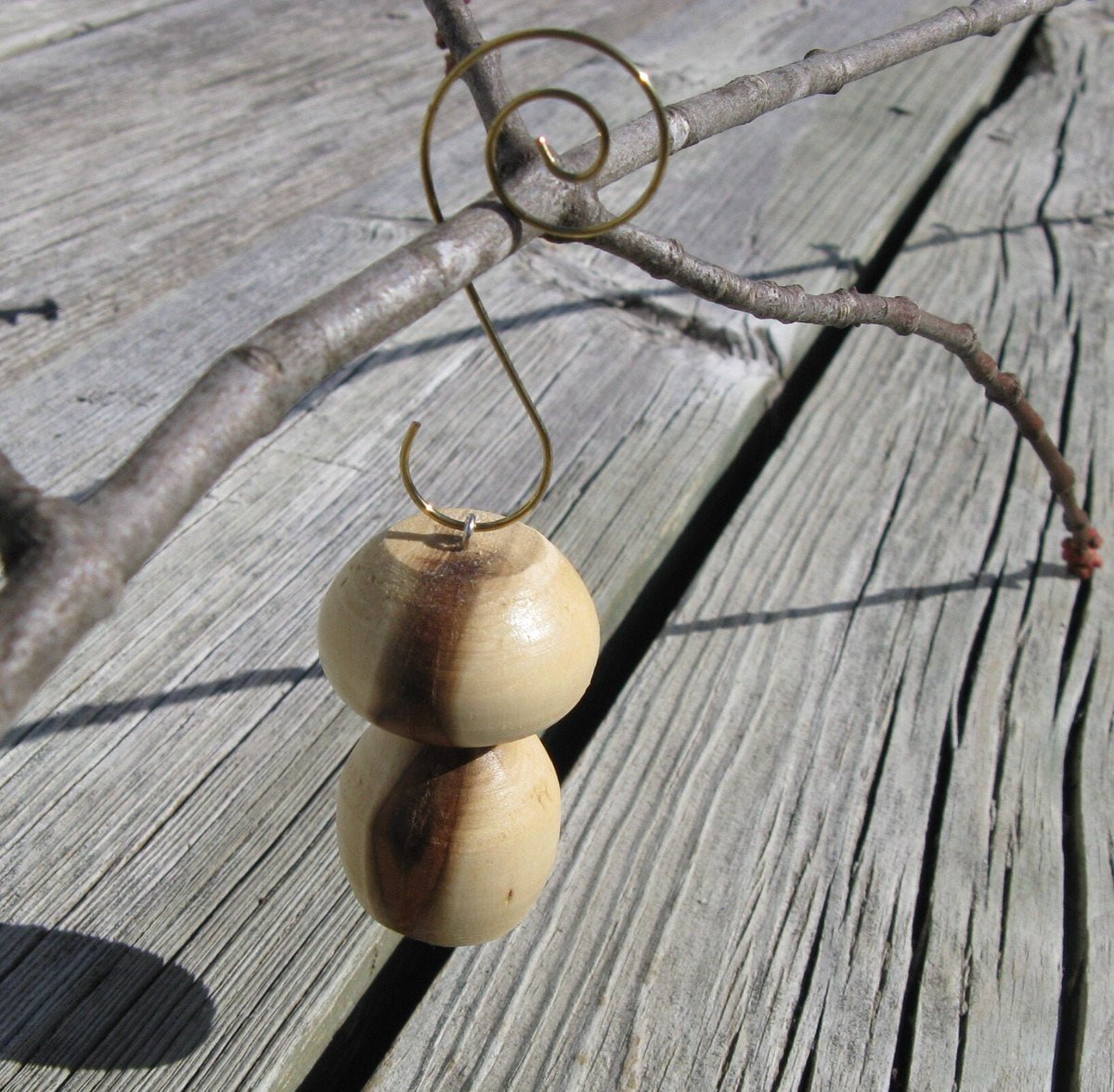 Emotional_Oasis's tweet photo. Salvaged Cottonwood Mushroom Ornament https://t.co/erW8VGbNeo #JustPlainFun https://t.co/NoRKKa9PPZ