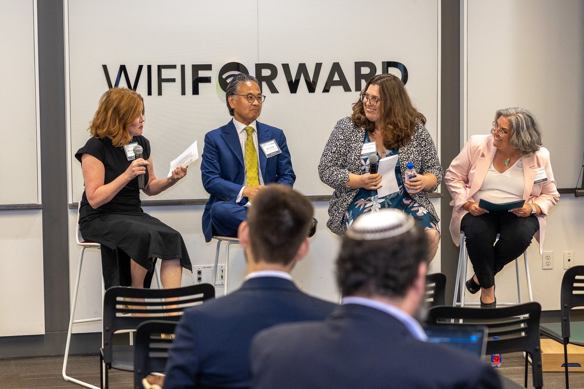 WifiForward's tweet photo. Thanks for attending our celebration of #WorldWiFiDay, the #WifiForward 2022 #WiFi Summit: "An #InclusiveSpectrum Future” and our 2nd annual #WifiAtWork Awards this past Tuesday! 

Recap and photos here: https://t.co/ACU5JxVbmf https://t.co/aIJXQmltGP