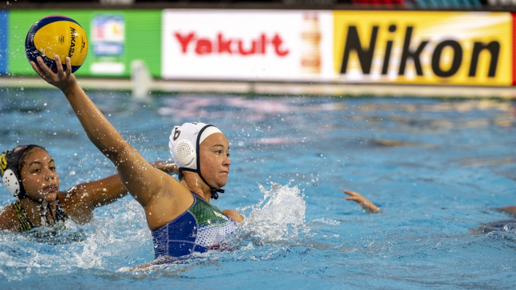 dariodigennaro's tweet photo. #Budapest2022 #7rosa
Il #Setterosa travolge la #Colombia 31-5
L'Italia è prima nel girone e vola ai quarti
Nel festival del gol azzurro abbiamo
6 gol Silvia #Avegno
5 Sofia #Giustini
4 #Tabani e #Bianconi
3 #Marletta, #Picozzi e #Galardi,
2 #Viacava
1 #Palmieri
📸 @DBM_Media https://t.co/I47iLnJ0KO