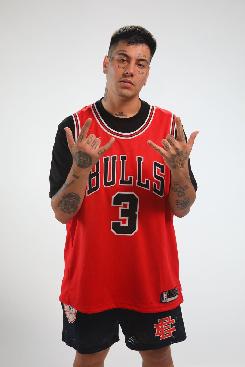 NBALatam's tweet photo. Feliz cumpleaños a @DukiSSJ, amigo de la casa y fan de la NBA 🤟 https://t.co/82MPkvuZDT