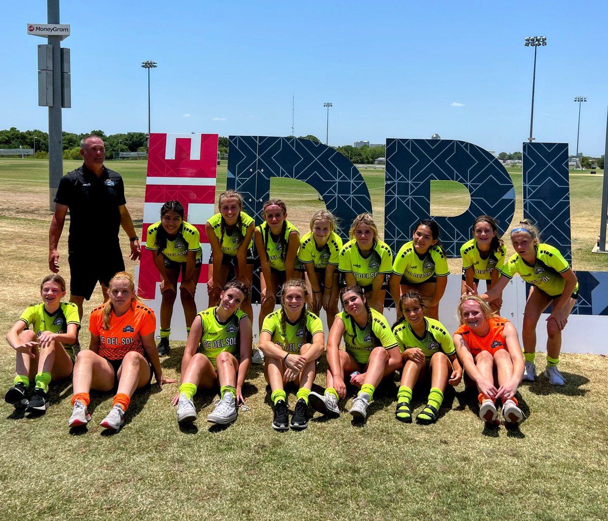 SCdelSol's tweet photo. U15, U16, U17 Girls DPL 🙌
#DPLTX22 @DP_League
◼️◼️◼️◼️ https://t.co/xosvGebroo