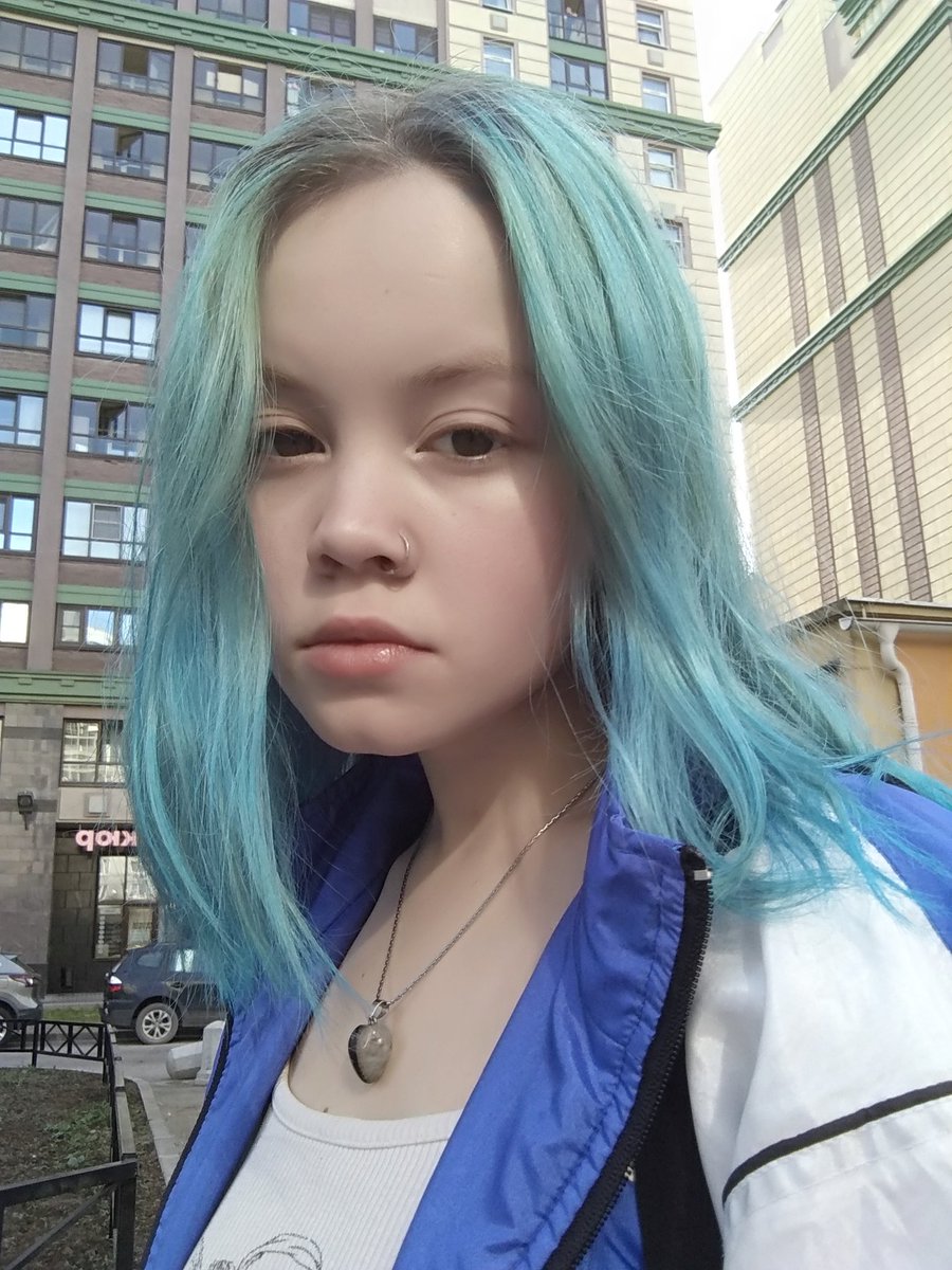 timsssel's tweet photo. 1 как я выгляжу щяс последняя эйфория муд какой т�� https://t.co/hTYAh4jF7P