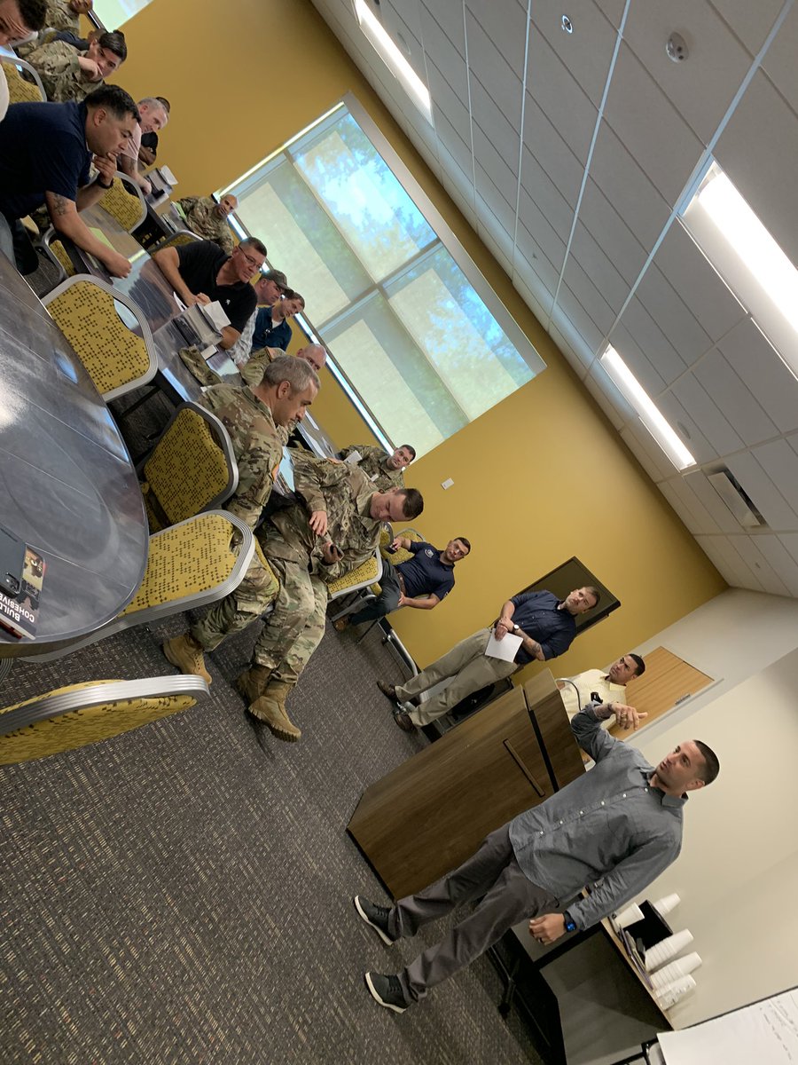 THE_TamaraDrury's tweet photo. WeTrainToMaintain! CohesiveTeams! With all the reasons why it can’t be done all @MikeCavezza @59thOrdnanceBDE needed to know that it needed to be done! @SGMPaulDGomez @WheelTraining @SGMTownsendW @SgmTmrd @OEMTDSGM
#PowerToSpare
#goordnance https://t.co/5zOQs2L4q5