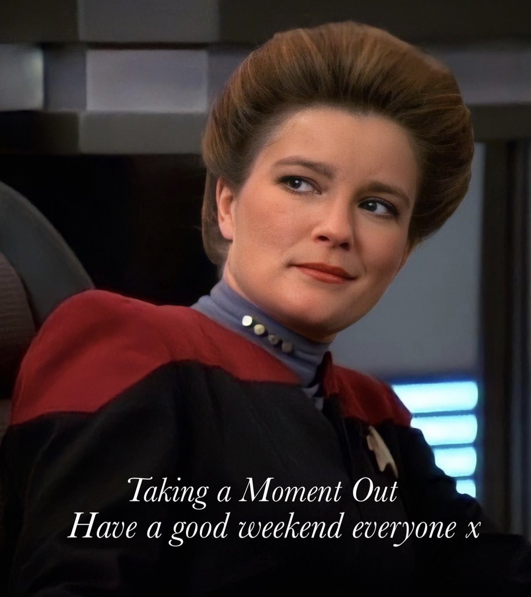 GlojoCuscuhing's tweet photo. Taking a moment out have a good weekend everyone #Takingamonentout #Haveagoodweekeveryone https://t.co/5y5ByGU9dW