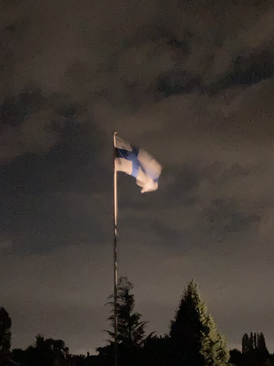 Mike Hannaford tweet media