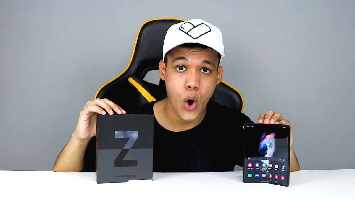 tecduos's tweet photo. Galaxy Z Fold 3, o smartphone dobrável e muito poderoso da @samsungbrasil. Estou utilizando como aparelho principal e a experiência tem sido incrível. Em breve teremos vídeos sobre ele no canal 🥰
#TecDuos #Samsung #Galaxy @guialvestd https://t.co/LQWPq7PzqB