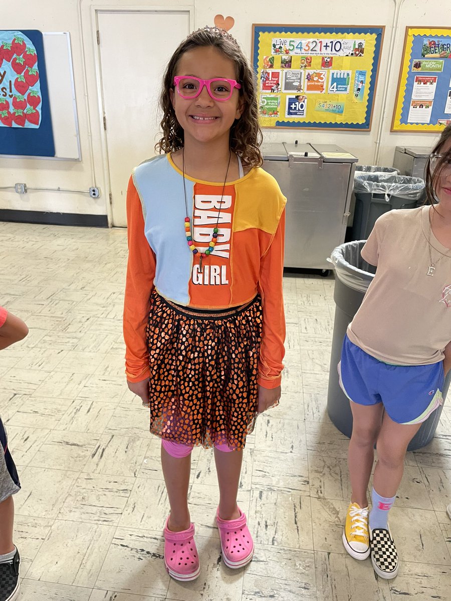 YVE_asp's tweet photo. It’s Wacky Friday🤪🤪🤪 @Rosa_MdusdCARES @BACRdotORG @ejamesrego @MtDiabloUSD https://t.co/mVZn22dKqk