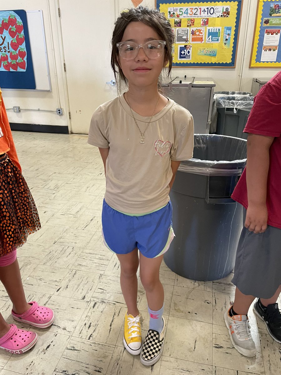 YVE_asp's tweet photo. It’s Wacky Friday🤪🤪🤪 @Rosa_MdusdCARES @BACRdotORG @ejamesrego @MtDiabloUSD https://t.co/mVZn22dKqk