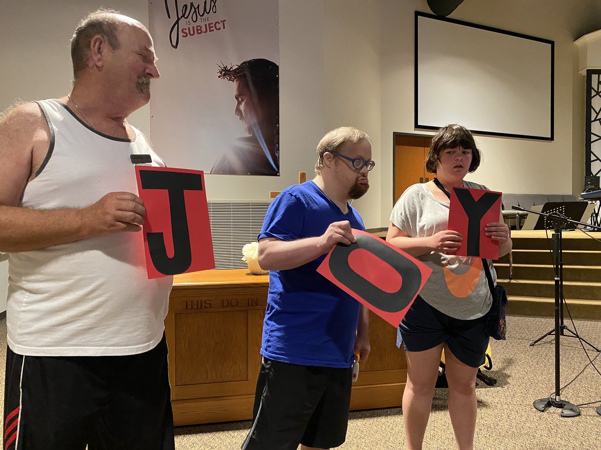 LuvabilityLife's tweet photo. Jesus 🙏
Others 🥳
You 🫵🏽

That’s how we find JOY! 

#joy #luvability #WorshipArts #TuesdaysatLuvability https://t.co/nrx81IWzr7