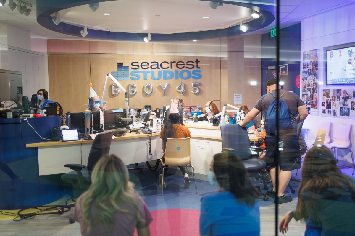 There’s no better way to celebrate 8 years of #SeacrestStudios at @childrenscolo than with Bingo, live music and Galaxy, MD! We are grateful for all the inspiring people who make each day on air a success – this was a celebration for you! #HereItsDifferent #HappyBirthday