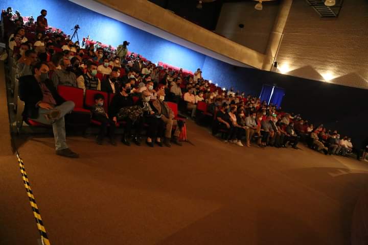 STAUdeG's tweet photo. Les compartimos momentos del Repertorio Coreográfico de Danza Contemporánea que se realizó en el Auditorio "Rodolfo Camarena Ruiz" del Centro Universitario de los Altos durante el marco del Día del Académico.
#TalentoUDG https://t.co/bHDB8udZXj