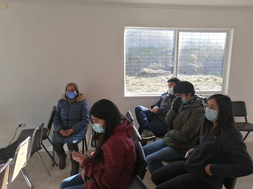 Juaneduardoconc's tweet photo. Hicimos entrega a 300 familias #Composteras para el tratamiento de residuos orgánicos, además entrega de kits de reciclaje para residuos inorgánicos, capacitaciones y retiro diferenciado de residuos.
Actividad de cierre del Proyecto Castro Ciudad Sustentable. https://t.co/zkslkqL4zL