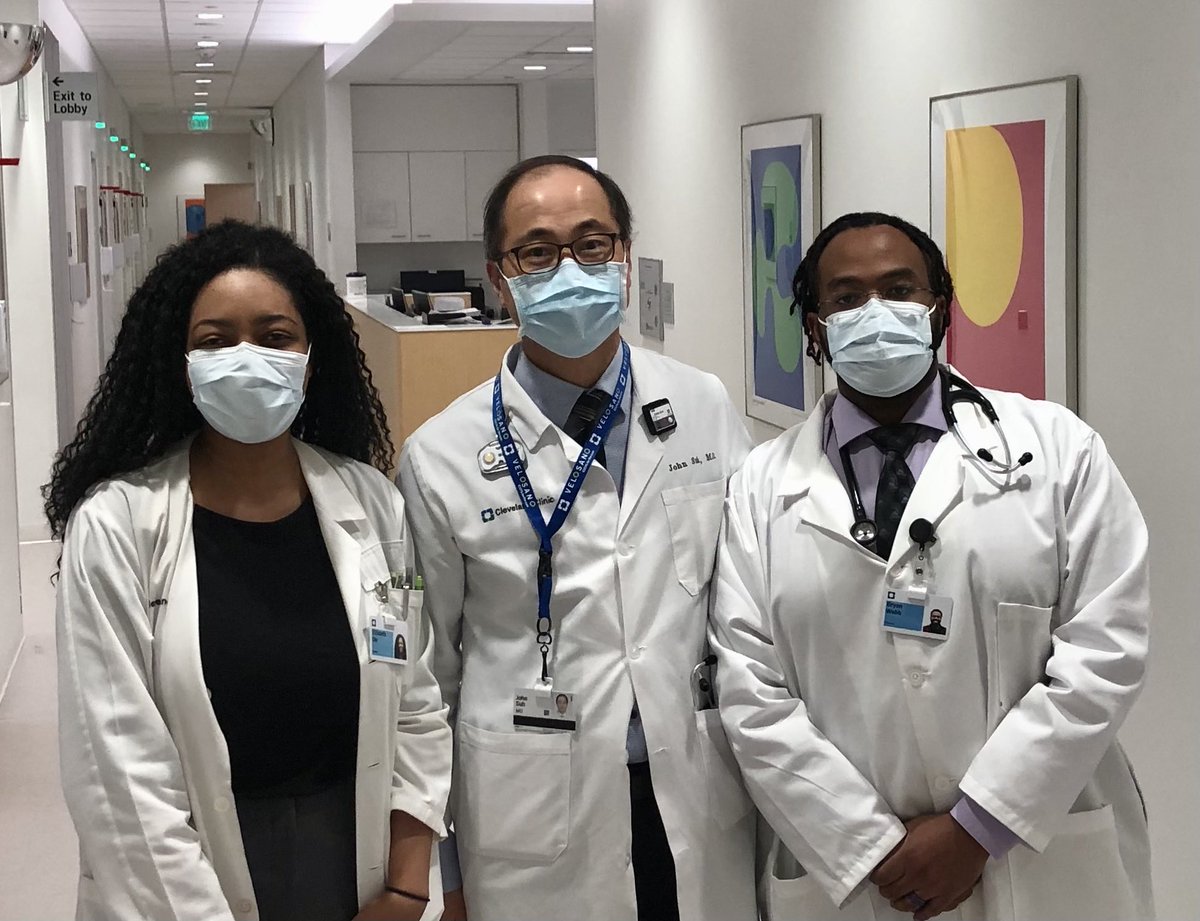 DrJohnSuh's tweet photo. 🙏🙏, Elizabeth Obi and Bryan Webb, 4th year medical students ⁦@CWRUSOM⁩ ⁦@cwru,⁩ for spending the past 4 weeks with us! We greatly enjoyed working with you and hope you match @radonc program of your choice. ⁦@ARRO_org⁩ ⁦@ACROresident⁩ #CleClinicCancer https://t.co/iWxFpnOvXY