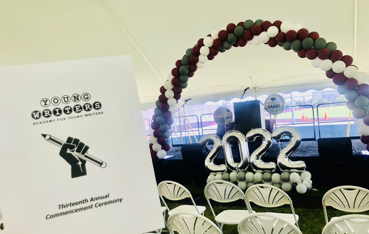 Andy_NYC_RO's tweet photo. Congratulations and best of wishes to the @AfYoungWriters graduates of 2022! I am convinced they will continue to make us proud by using their voices to bring attention to injustices everywhere. What a joy to celebrate with the AFYW community every year. @AadenStern https://t.co/sadt7oblCm
