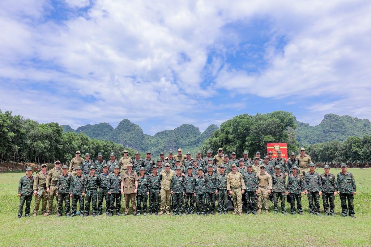 The teams from the Combat Shooting and Sniper cells have been in Vietnam this week, teaching enhanced combat shooting and sniping skills to the Ground Forces of the Vietnam People’s Armed Forces. #DutyFirst