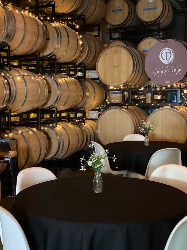DamselCellars's tweet photo. It's Friday, time for sipping among the barrels with your BFF.🍷
#cellargoals #wawine https://t.co/i7HvVxkLUA