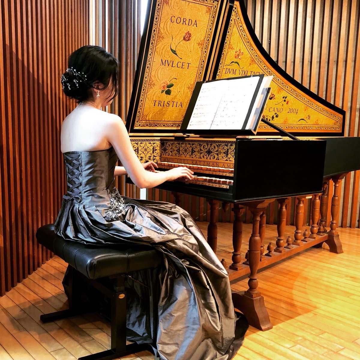 nebel_hb's tweet photo. 久しぶりにドレス着た！
髪飾りも母作！
門下の演奏会、参加出来て、思う演奏も出来て幸せ！ https://t.co/v677CKXlDG