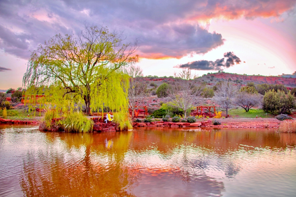 ilchibuko's tweet photo. When your internal energy becomes pure and expands beyond physical body, your soul can become free and meet divinity. ⁠

#SedonaMago #SpiritualRetreat #SedonaAZ #ChakraHealing #RaiseYourFrequency #ilchibuko https://t.co/YS8xIOVOiD