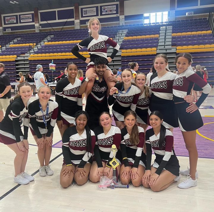 SCMustangsCheer's tweet photo. ✨ successful camp starter pack 👉🏼 

🫶Runner Up Gameday performance 
🫶4 All American Team Members 
🫶2 Pin 📌it forward recipients 
🫶2 Superior performance ribbons 🎭 
🫶Consecutive spirit award winners🥇 

#SCCheer #SuccesfulCampWeek #Stangs #Mustangs https://t.co/Uyk8bIjs5e