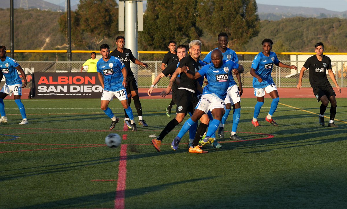 bibaebra5's tweet photo. The ultimate dream in life is to be able to do what you love and learn something from it @ALBION_SanDiego https://t.co/FdKRdI39cj