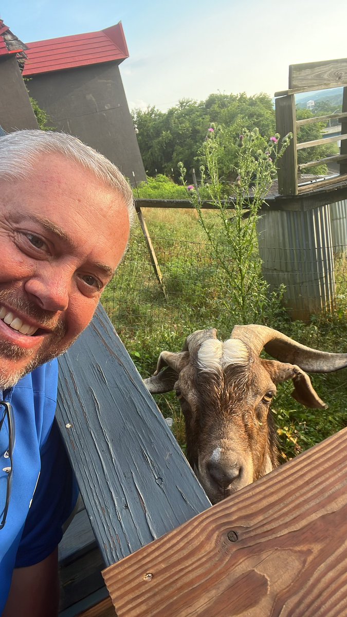 Scott Long tweet media