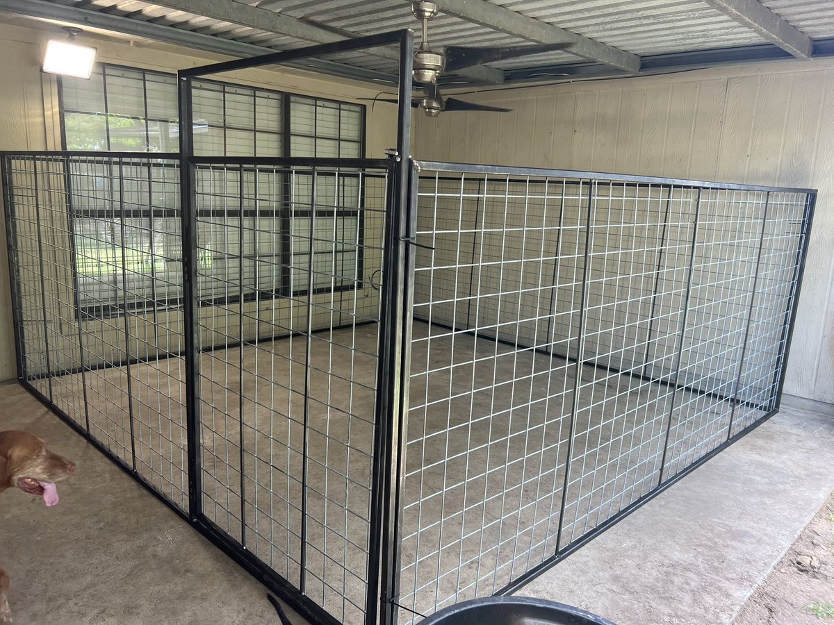 AHSAgMech's tweet photo. Finished Turkey Pens for the Gates family! These boys knocked it out in two day! The future of Alvin Ag Mech is looking bright! #JPND https://t.co/GTugYtHhZ8